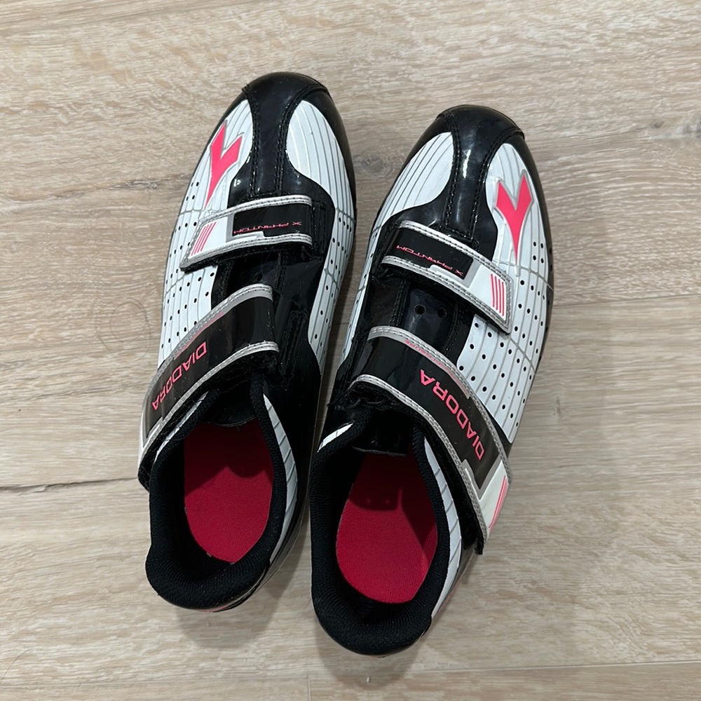 Diadora Women’s spin shoes